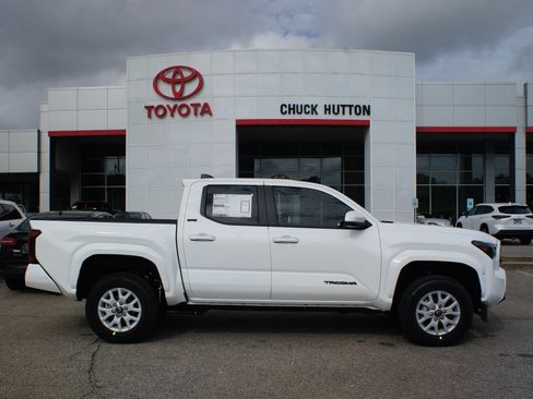 New 2026 Toyota Tacoma SR5 AWD/4WD image 1