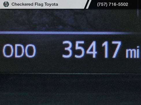 Used 2019 Toyota Tacoma SR w/ SR Convenience Package RWD image 13
