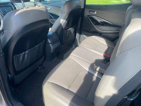 Used 2018 Hyundai Santa Fe Sport image 23