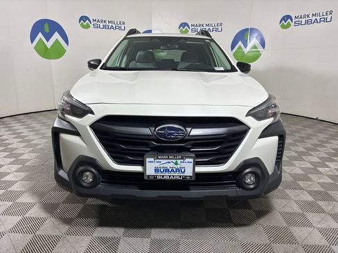 Used 2023 Subaru Outback Premium image 2