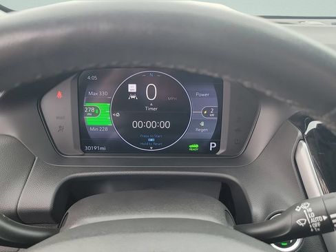 Used 2023 Chevrolet Bolt EUV Premier w/ Sun & Sound Package FWD image 23
