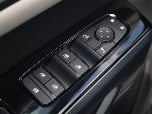 New 2026 Nissan Pathfinder SL AWD/4WD image 11