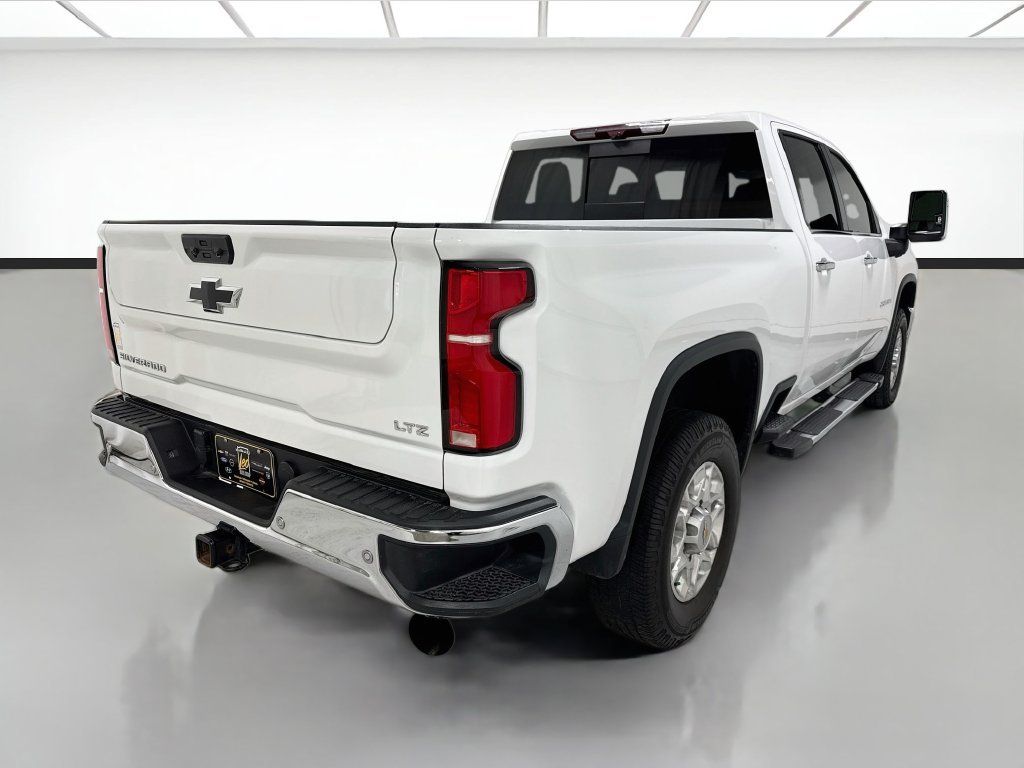 Used 2024 Chevrolet Silverado 2500 LTZ w/ LTZ Plus Package AWD/4WD image 5