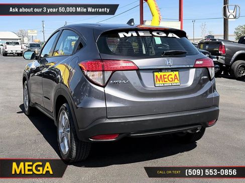 Used 2022 Honda HR-V LX image 9