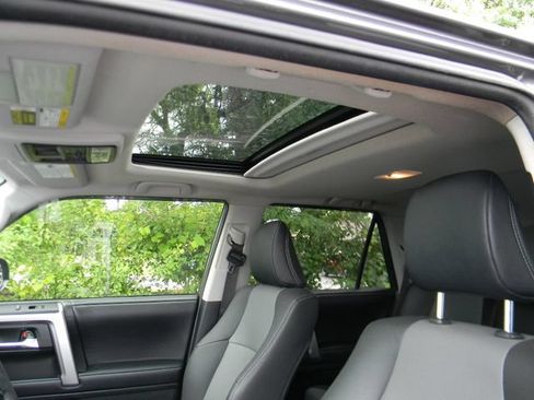 Used 2019 Toyota 4Runner SR5 Premium AWD/4WD image 20