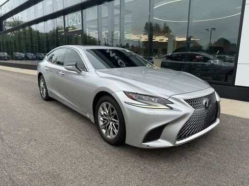 Used 2018 Lexus LS 500h AWD w/ Accessory Package (Z1) image 2