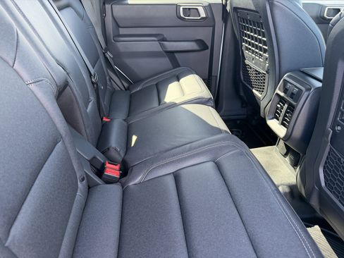 New 2026 Ford Bronco Big Bend w/ Black Diamond Package AWD/4WD image 12
