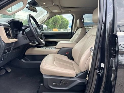 Used 2024 Ford Expedition Limited AWD/4WD image 22