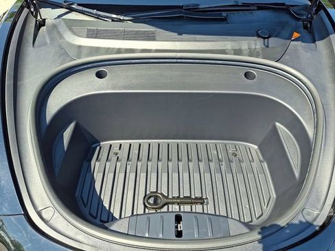 Used 2023 Tesla Model 3 Standard Range RWD image 29