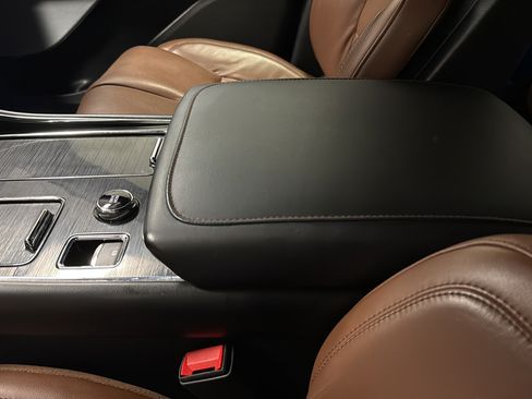 Used 2023 Lincoln Aviator Grand Touring w/ Equipment Group 301A AWD/4WD image 19