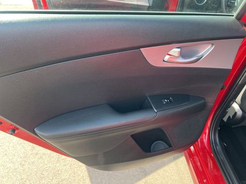 Certified 2023 Kia Forte LXS image 11