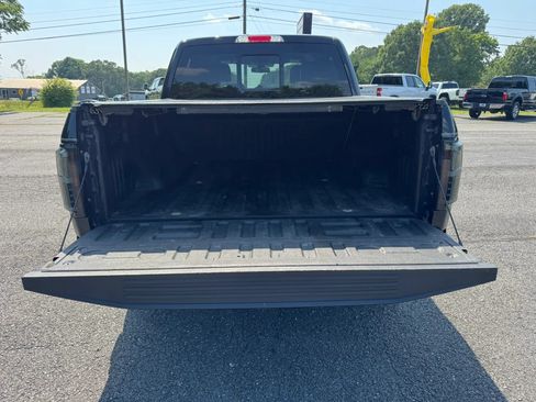 Used 2016 Ford F150 Lariat w/ Equipment Group 502A Luxury AWD/4WD image 11