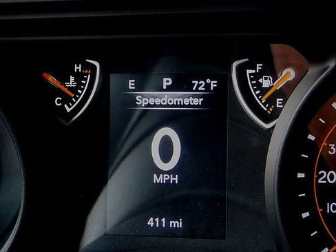 Used 2025 Jeep Gladiator Sport AWD/4WD image 70