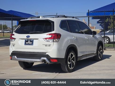 Used 2022 Subaru Forester Touring AWD/4WD image 7