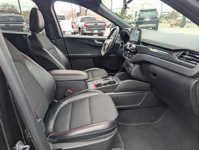 Used 2023 Ford Escape ST-Line AWD/4WD image 36