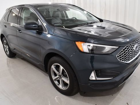 Used 2023 Ford Edge SEL w/ Convenience Package AWD/4WD image 5