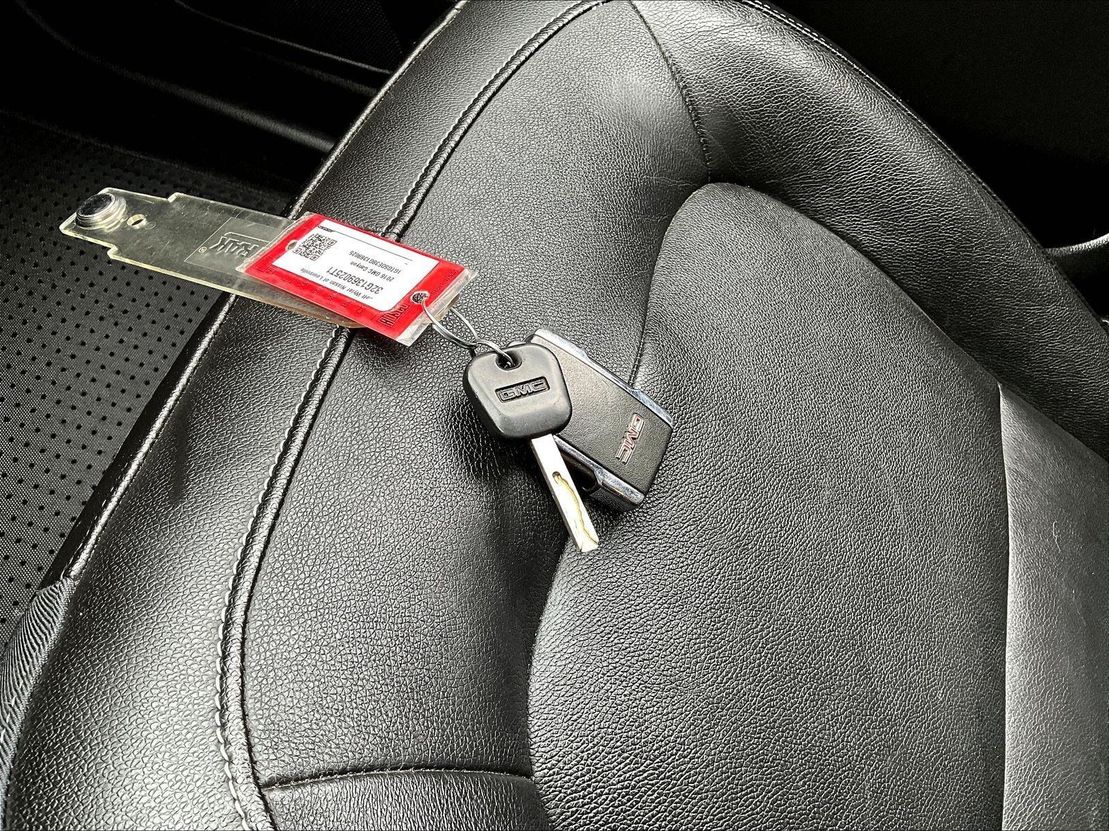Used 2016 GMC Canyon SLT w/ LPO, Gearon Bar Package RWD image 35