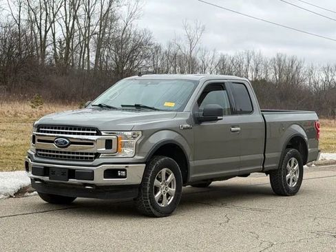 Used 2019 Ford F150 XLT w/ Equipment Group 302A Luxury image 18