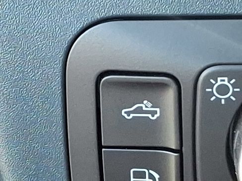 New 2025 Ford Maverick XLT w/ XLT Luxury Package image 16