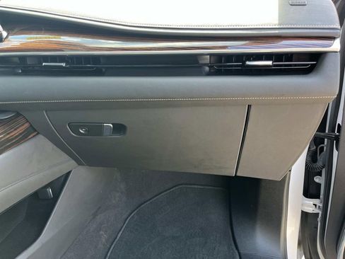 Certified 2023 Cadillac Escalade Premium Luxury AWD/4WD image 28