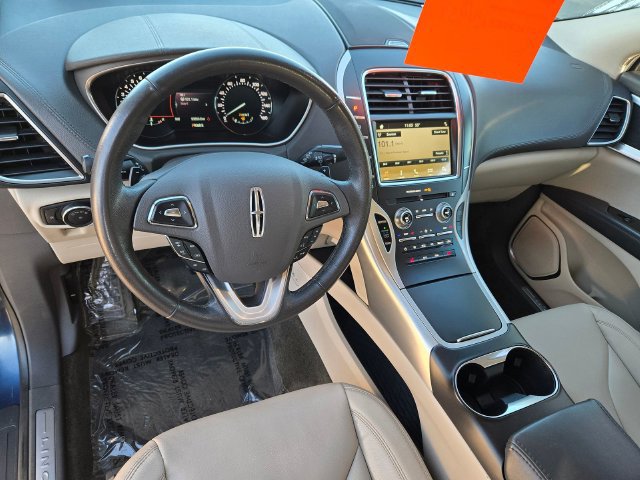 Used 2017 Lincoln MKX Premiere FWD image 6