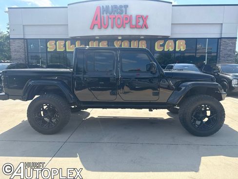 Used 2024 Jeep Gladiator Sport AWD/4WD image 1