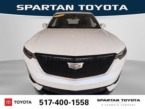 Used 2023 Cadillac XT6 Sport w/ Technology Package AWD/4WD image 9