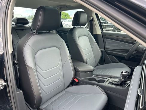 New 2026 Volkswagen Jetta SEL image 41