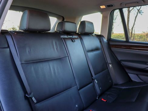 Used 2017 BMW X3 xDrive28i image 18