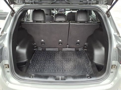 Used 2023 Jeep Compass Limited image 15