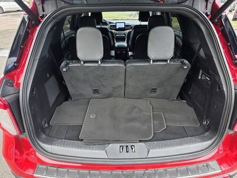 Used 2020 Ford Explorer Limited image 18