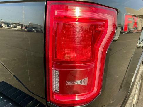 Used 2016 Ford F150 Lariat image 16
