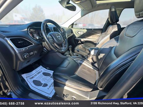 Used 2020 Jeep Cherokee Limited image 16