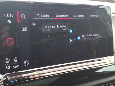 Used 2024 Volkswagen Atlas SEL Premium R-Line AWD/4WD image 19