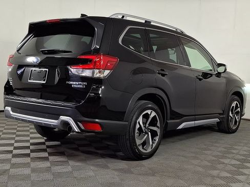 Used 2023 Subaru Forester Touring w/ Popular Package #2 AWD/4WD image 9