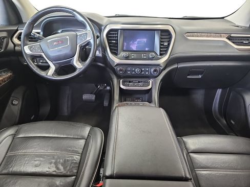 Used 2023 GMC Acadia Denali FWD image 9