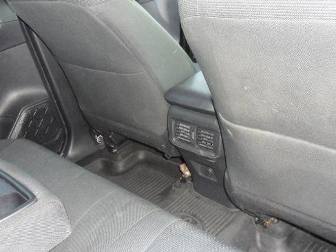 Used 2022 Toyota RAV4 LE image 24