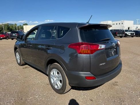 Used 2015 Toyota RAV4 LE FWD image 3