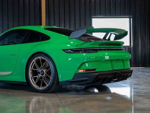 Used 2022 Porsche 911 GT3 RWD image 46