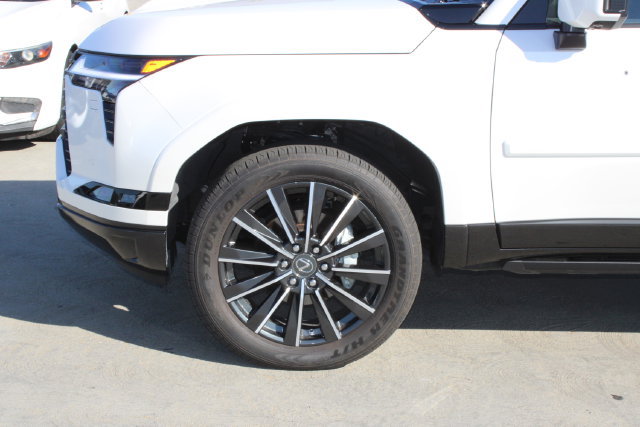 Used 2026 Lexus GX 550 w/ Accessory Package (31) AWD/4WD image 4