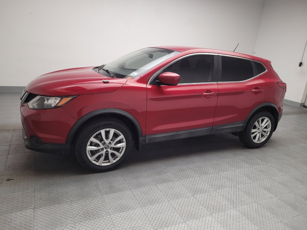 Used 2018 Nissan Rogue Sport S w/ S Appearance Package FWD image 2