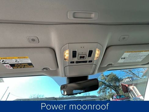 Used 2023 Toyota Highlander XLE image 34