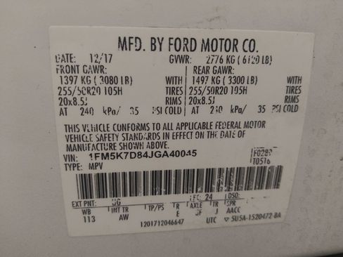 Used 2018 Ford Explorer XLT w/ Equipment Group 202A FWD image 33