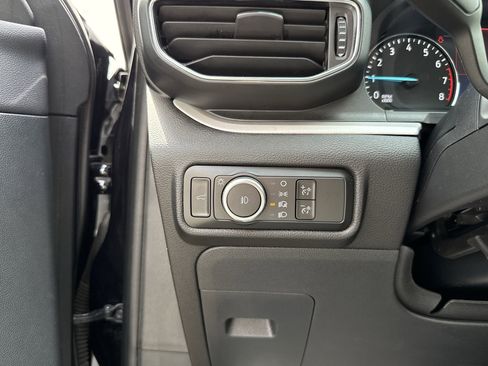 Used 2024 Ford Explorer XLT w/ Equipment Group 202A AWD/4WD image 13