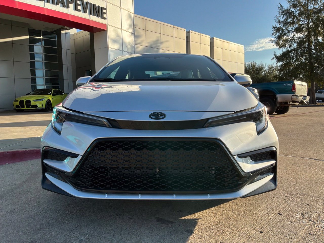 New 2027 Toyota Corolla SE FWD image 3