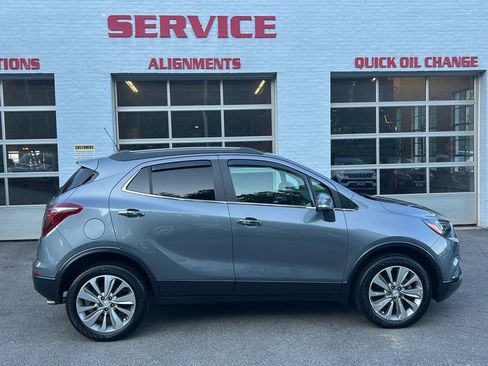 Used 2019 Buick Encore Preferred image 1