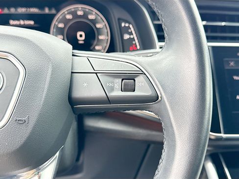 Used 2024 Audi Q7 2.0T Premium Plus image 37