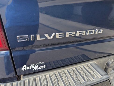 Used 2019 Chevrolet Silverado 1500 Custom Trail Boss w/ Custom Convenience Package AWD/4WD image 22