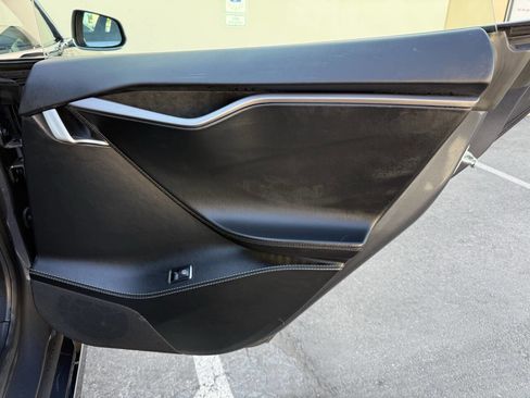 Used 2020 Tesla Model S Long Range Plus AWD/4WD image 26