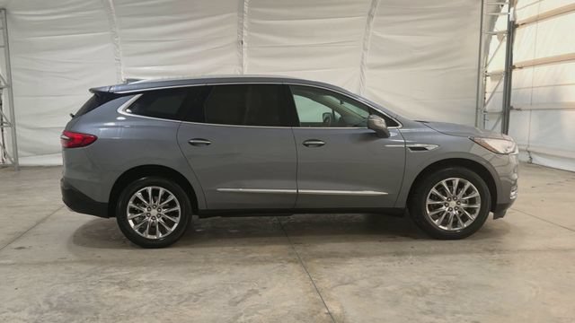 Used 2020 Buick Enclave Premium w/ Surround and Sites Package FWD image 5